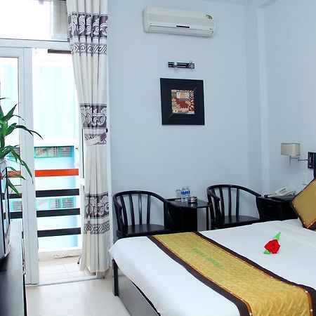 Varna Hotel Da Nang Bagian luar foto