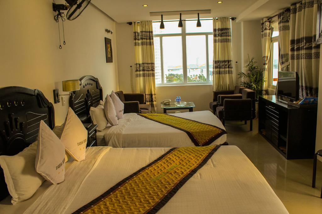 Varna Hotel Da Nang Bagian luar foto