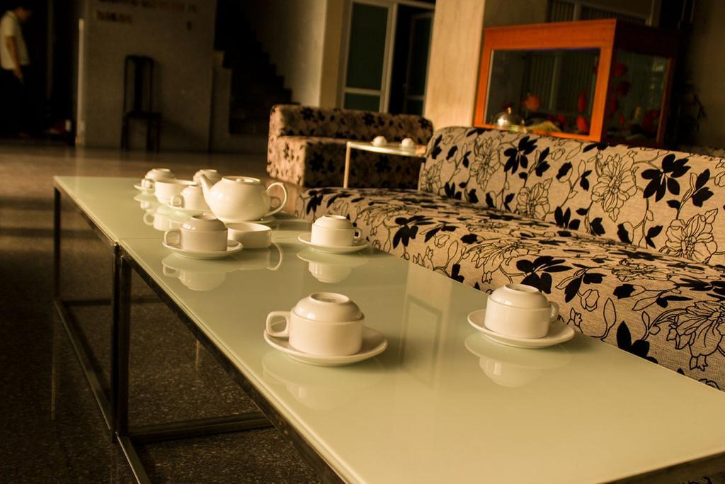Varna Hotel Da Nang Bagian luar foto